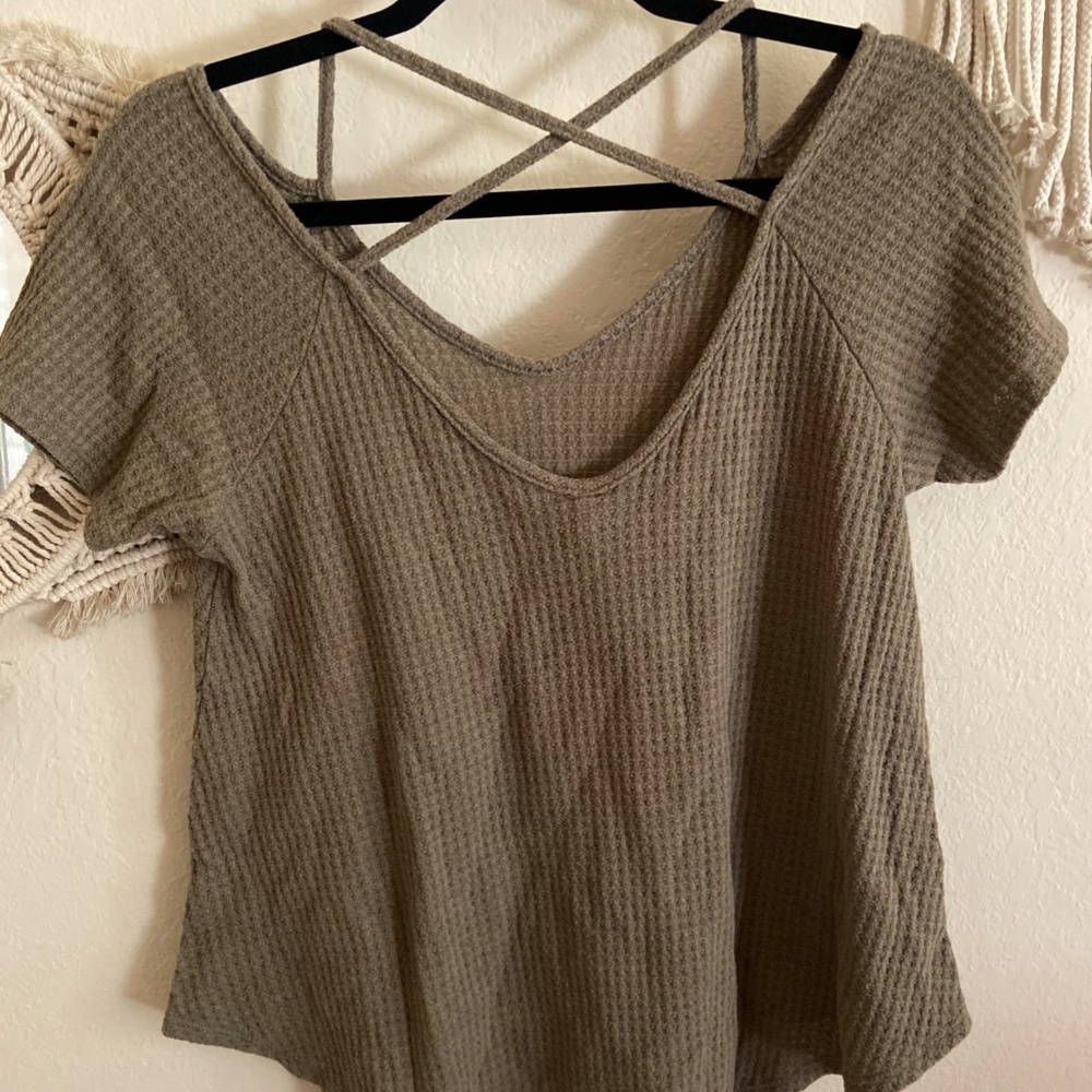 Cross Back T - Picture 2 of 2